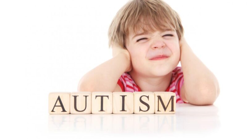 ﻿WATCHING FOR SIGNS OF AUTISM