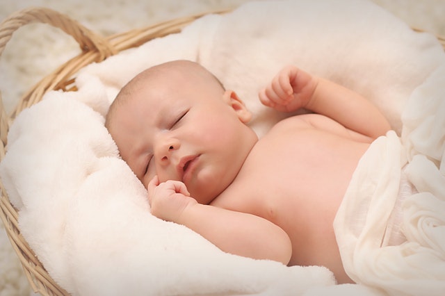 RSV in Babies: 10 Top Symptoms, Causes, Prevention & Treatment Methods You Should Look Out For