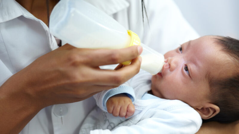 Tips for Feeding a Baby with a Cleft Lip or Cleft Palate