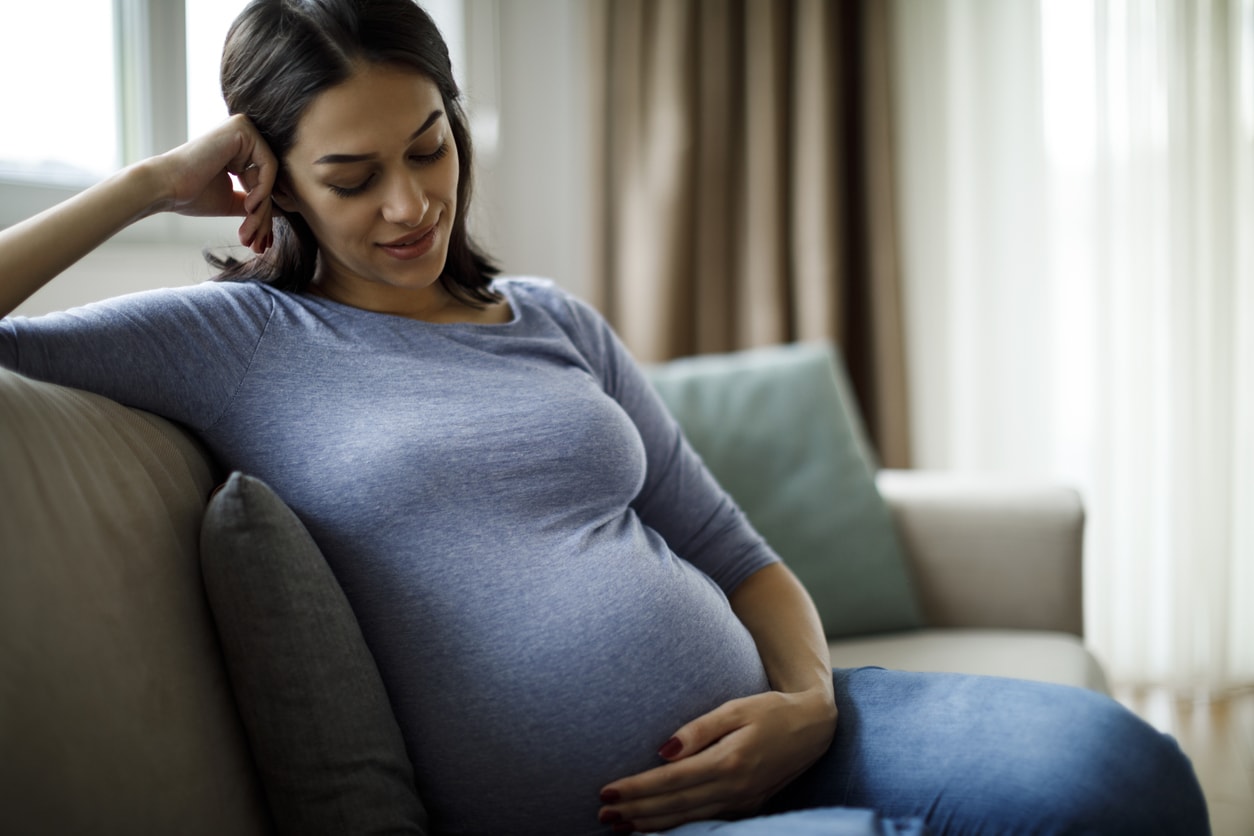 15 Pregnant Mom Thoughts They Wish They Could Say