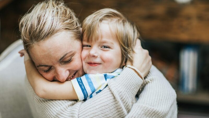 11 Tips for Teaching Kindness to Kids